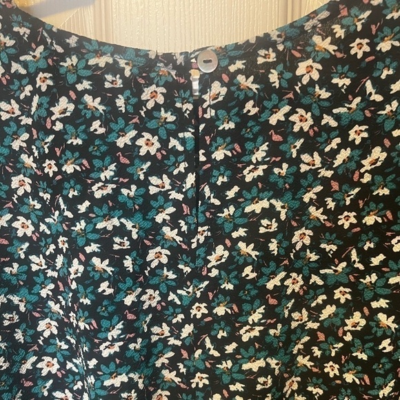 Good Luck Gem Flower Print Dress - Picture 3 of 4